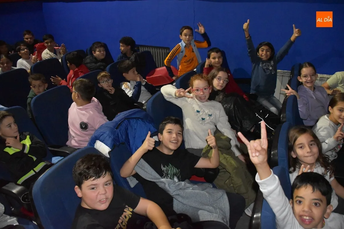 Foto 8 - Cerca de 400 escolares de Primaria abren las sesiones de EDUCAFICCI-ON en el Cine Juventud