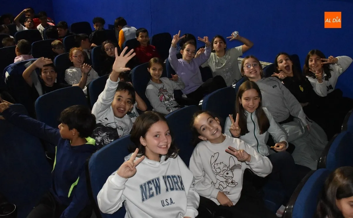 Foto 10 - Cerca de 400 escolares de Primaria abren las sesiones de EDUCAFICCI-ON en el Cine Juventud