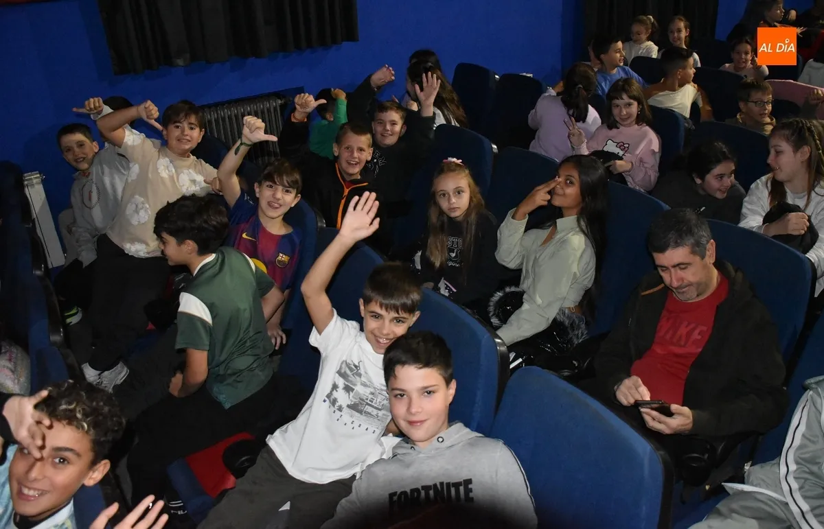 Foto 11 - Cerca de 400 escolares de Primaria abren las sesiones de EDUCAFICCI-ON en el Cine Juventud