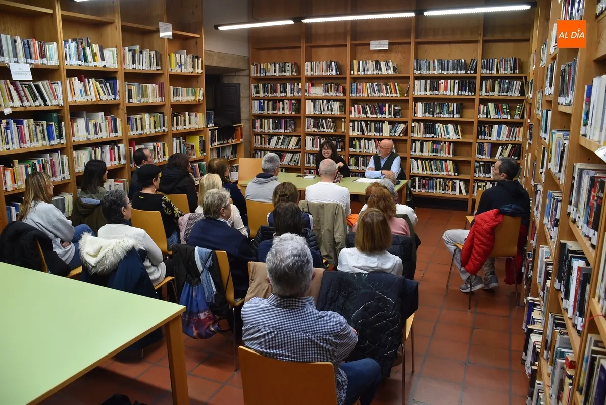 Foto 5 - Bernardo M. Sagrado presenta en Mirolibro &lsquo;Hombres de Musgo. Las dagas sacras&rsquo;