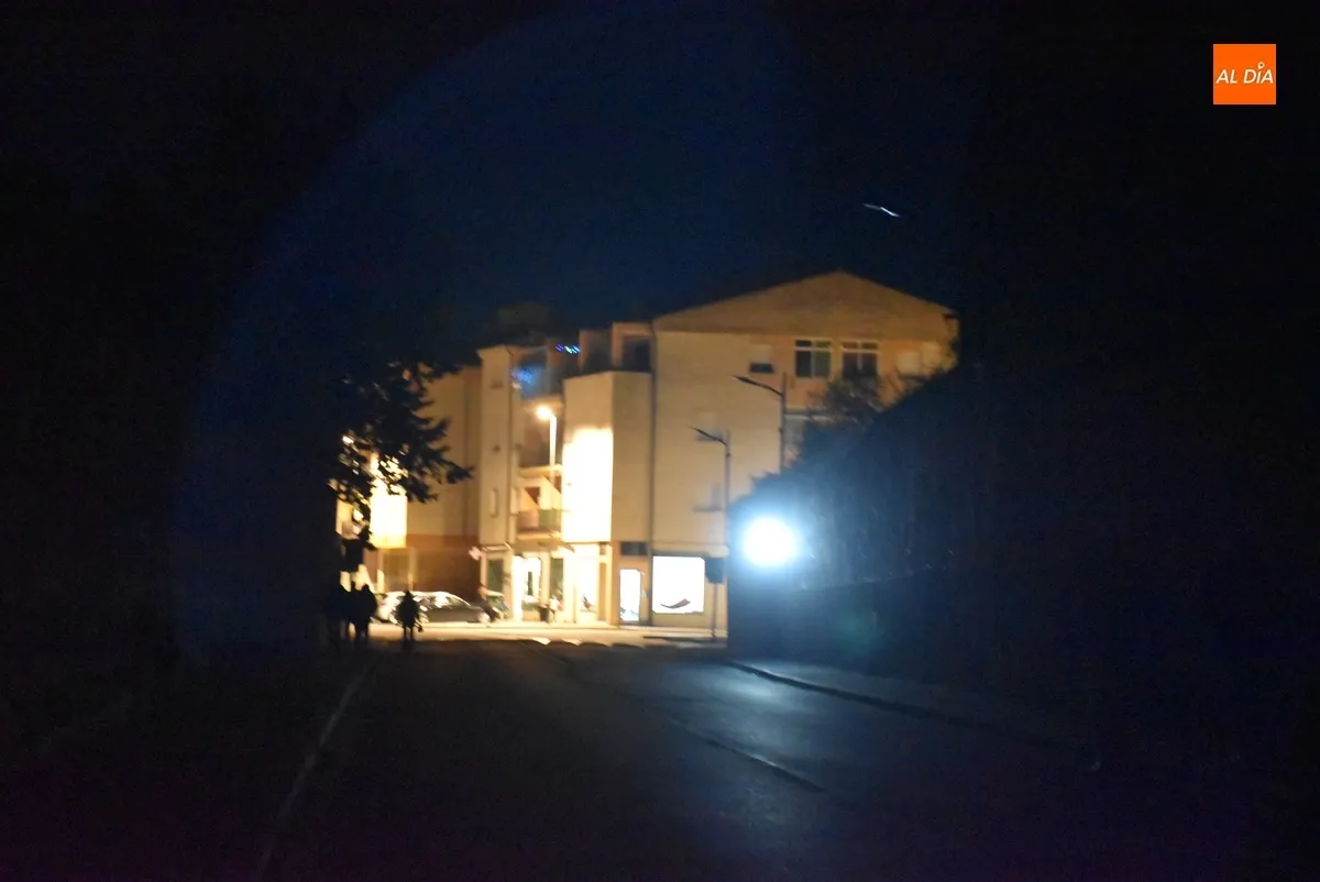 Foto 9 - Una aver&iacute;a retrasa el &lsquo;inicio&rsquo; de la noche del lunes en buena parte del barrio de San Crist&oacute;bal
