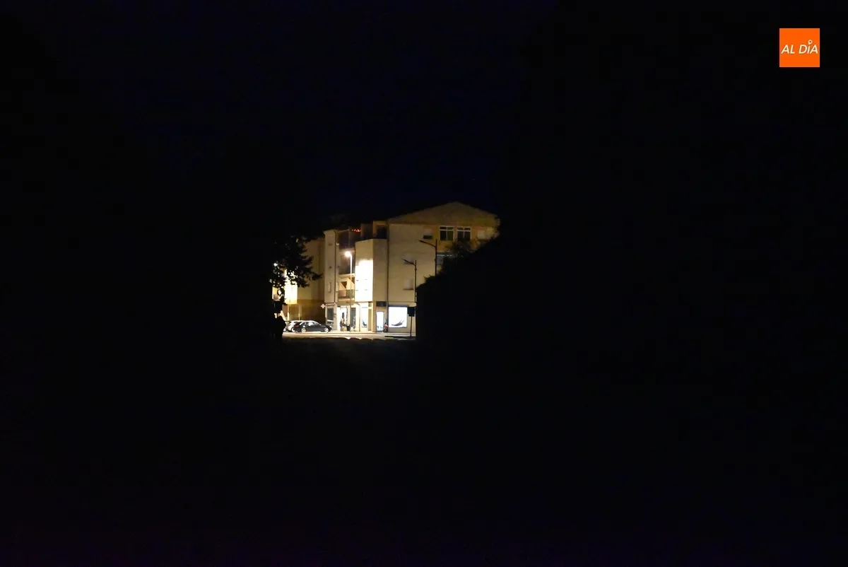 Foto 10 - Una aver&iacute;a retrasa el &lsquo;inicio&rsquo; de la noche del lunes en buena parte del barrio de San Crist&oacute;bal