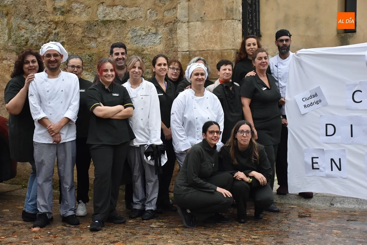 Foto 3 - Trabajadores del Parador mirobrigense se suman a la protesta nacional por un convenio digno