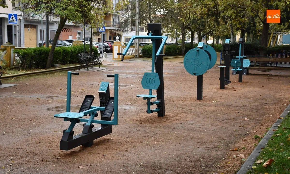 Foto 5 - El Parque de La Glorieta da la bienvenida a aparatos biosaludables