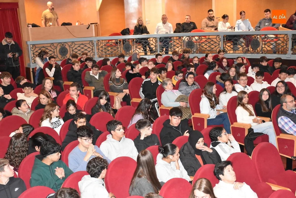 Foto 4 - Sof&iacute;a Cristo remarca a los escolares mirobrigenses que la droga es &ldquo;la novia que te enga&ntilde;a&rdquo;