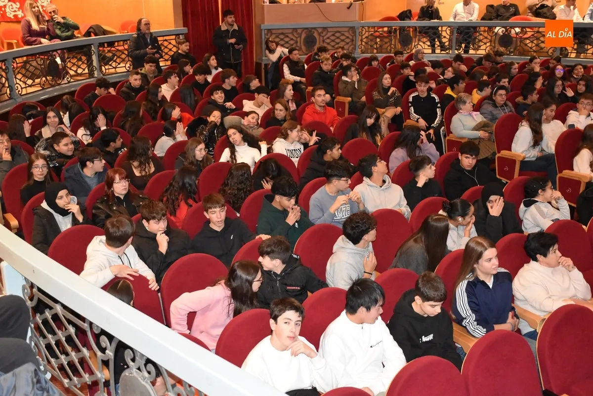 Foto 6 - Sof&iacute;a Cristo remarca a los escolares mirobrigenses que la droga es &ldquo;la novia que te enga&ntilde;a&rdquo;