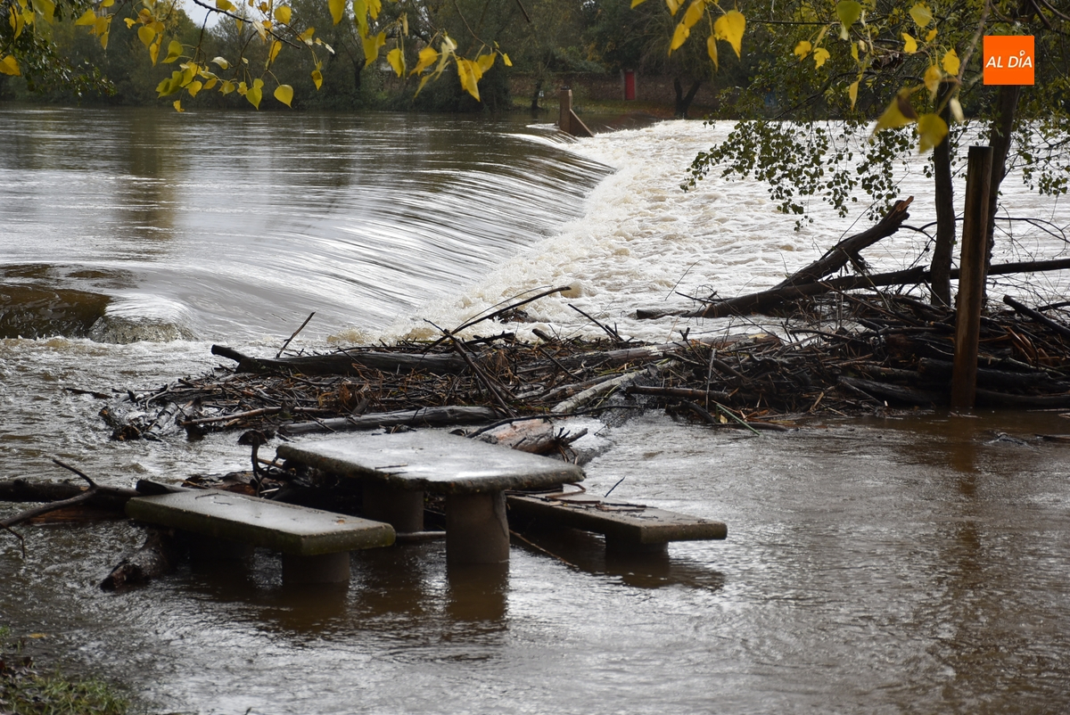 Irueña frenó el caudal del Águeda de 300 a 1 metro cúbico por segundo