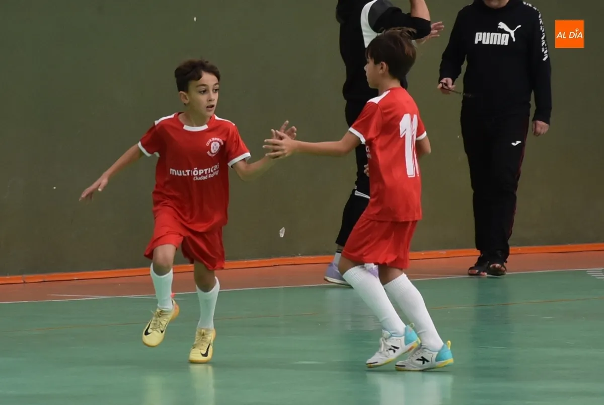 Foto 4 - #M (8-9 NOV) Arrancan los Juegos Escolares con triplete de victorias en casa del III Columnas