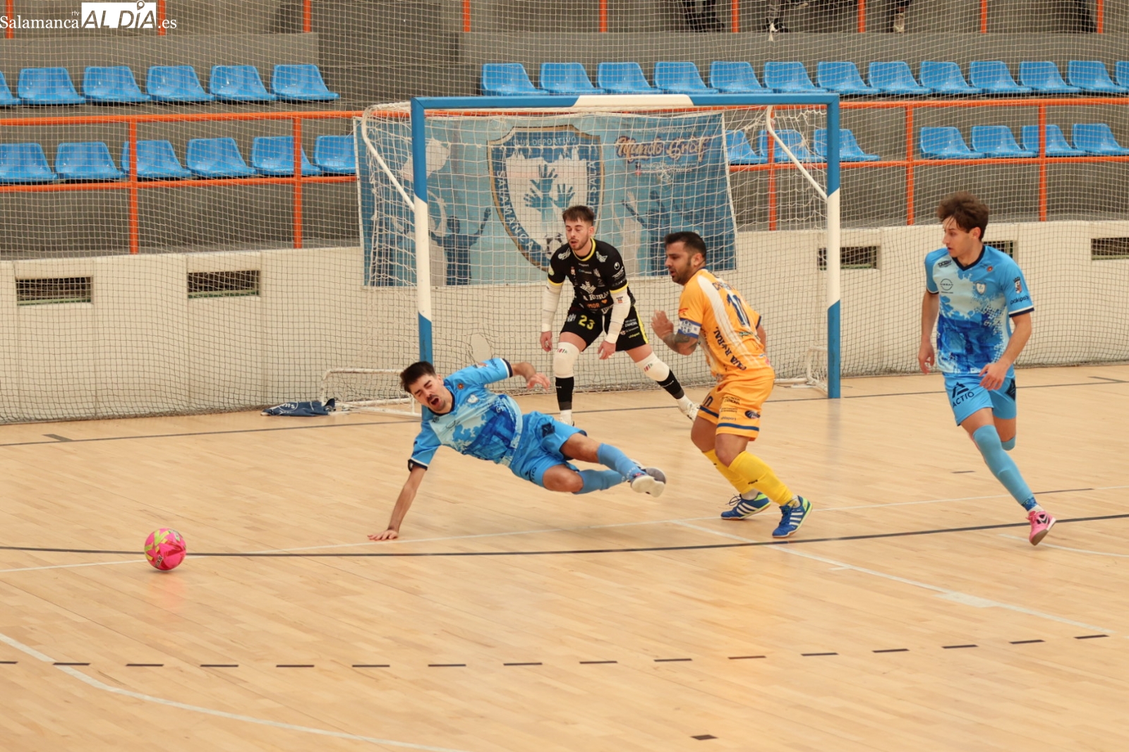 FOTOS | Tres puntos importantísimos para el Salamanca FS ante el Benavente para pelear por el playoff (3-1)