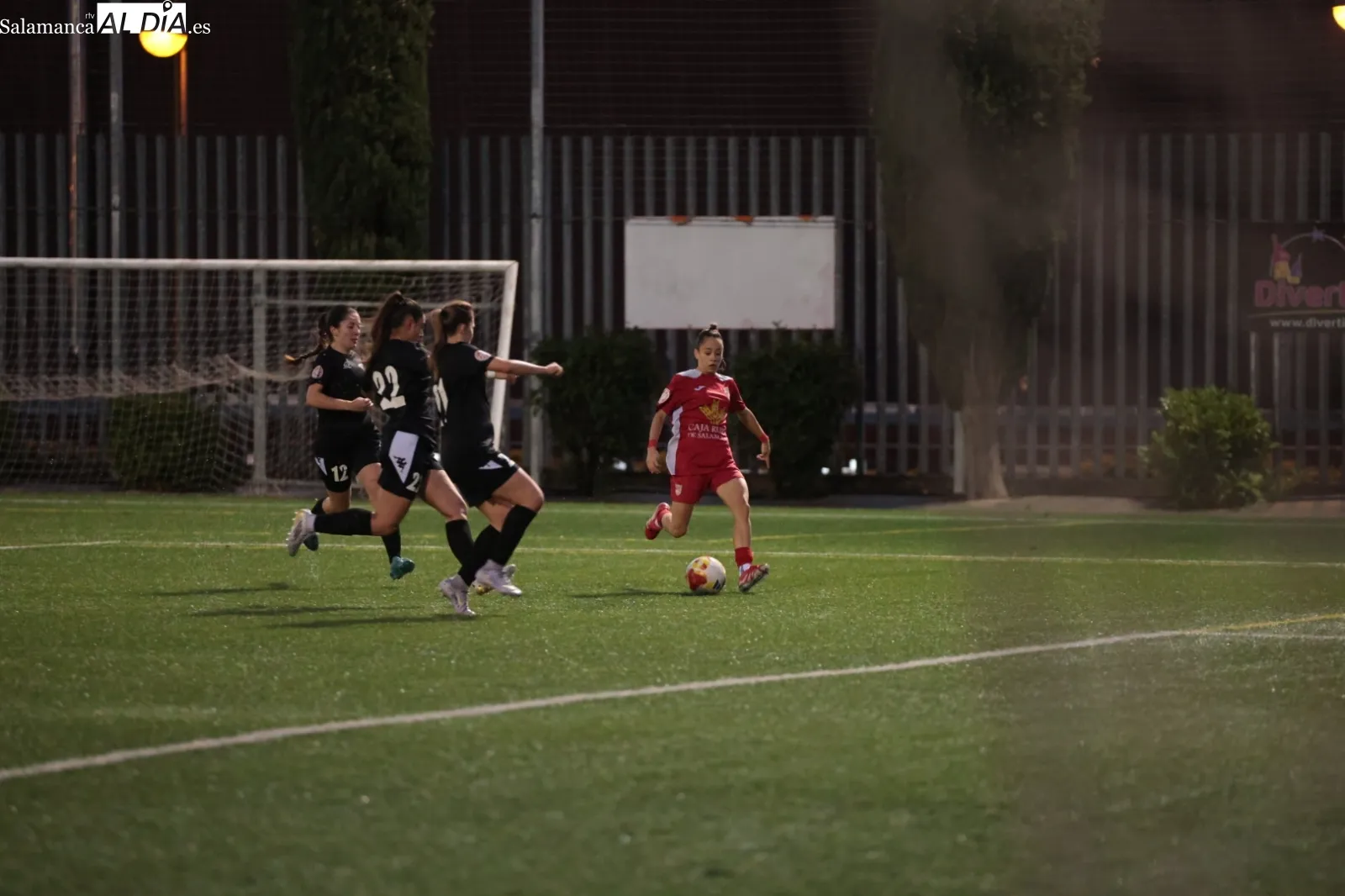 Foto 12 - FOTOS | El Navega remonta ante el Atl&eacute;tico Lince (2-1)