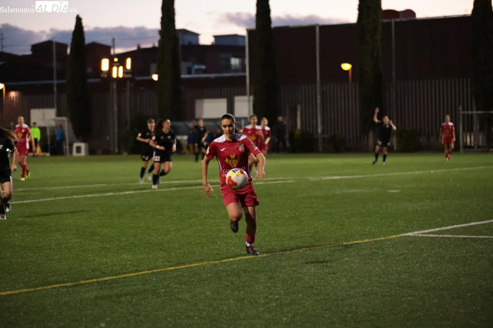 Foto 11 - FOTOS | El Navega remonta ante el Atl&eacute;tico Lince (2-1)
