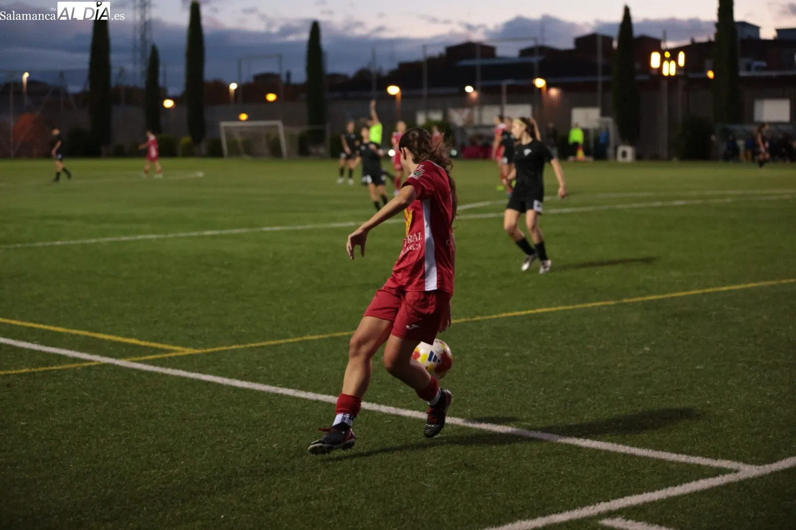 Foto 10 - FOTOS | El Navega remonta ante el Atl&eacute;tico Lince (2-1)