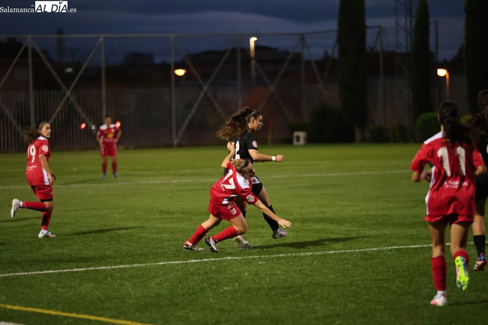 Foto 5 - FOTOS | El Navega remonta ante el Atl&eacute;tico Lince (2-1)