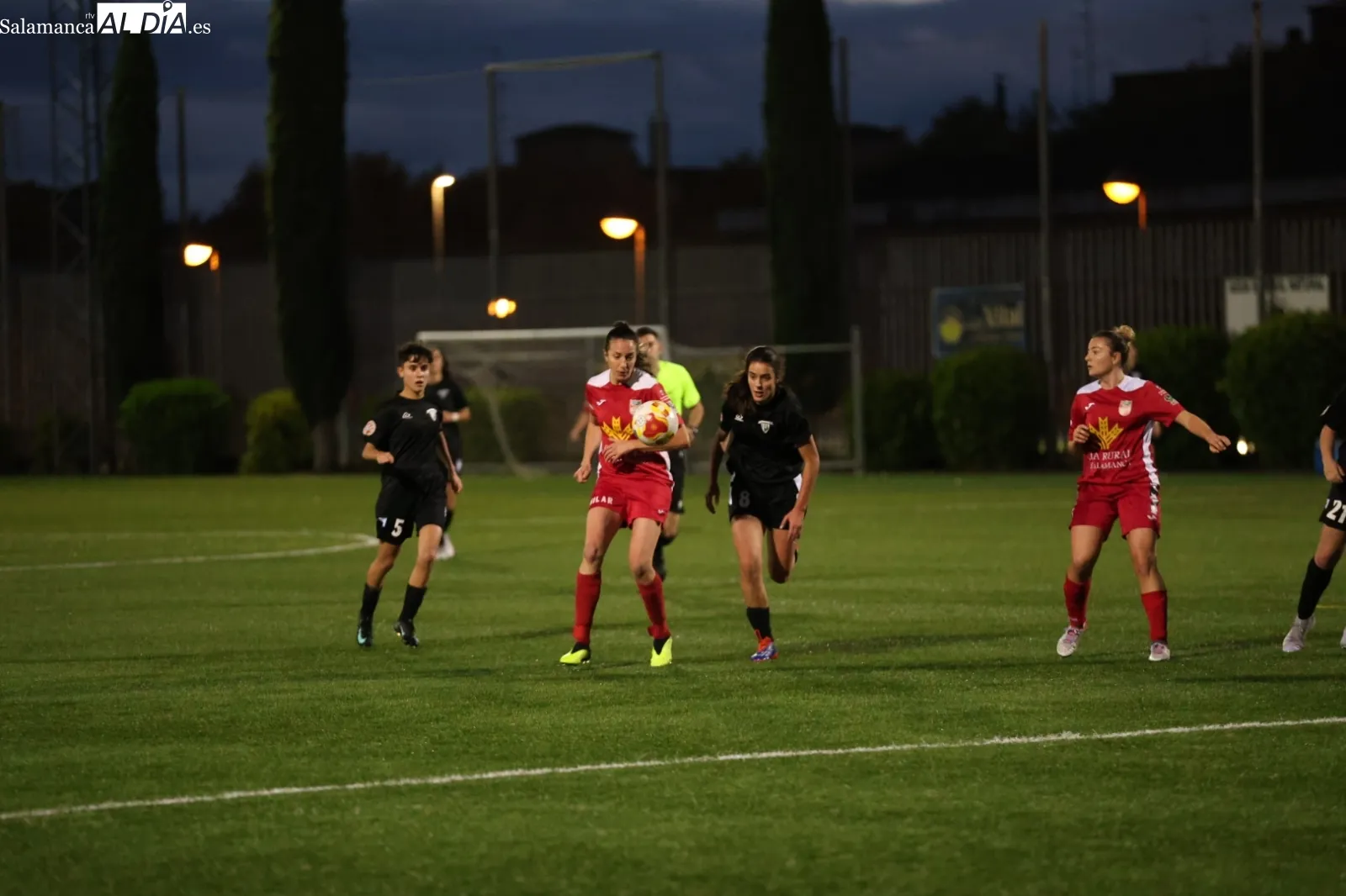 Foto 4 - FOTOS | El Navega remonta ante el Atl&eacute;tico Lince (2-1)