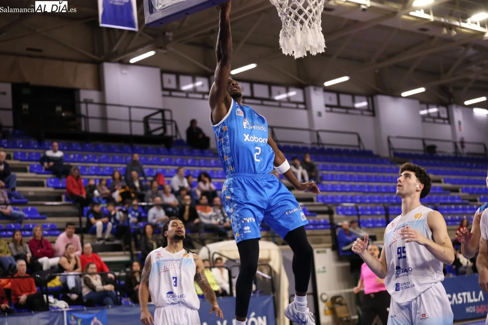 Foto 12 - FOTOS | &Aacute;lex Bellido debuta con el Perfumer&iacute;as Avenida Xoborg con una enorme victoria ante el Bosco (109-65)