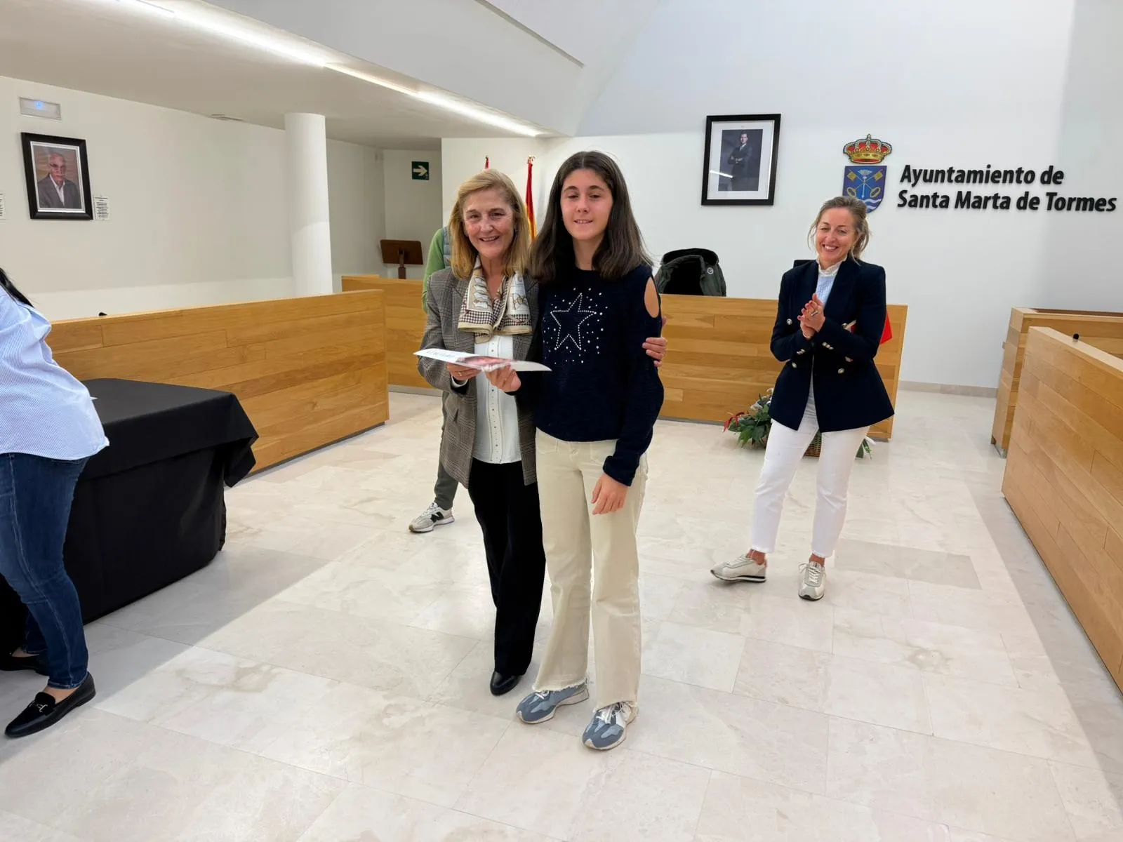 Alumnos premiados en el concurso ‘Un Collage con Martín Gaite’