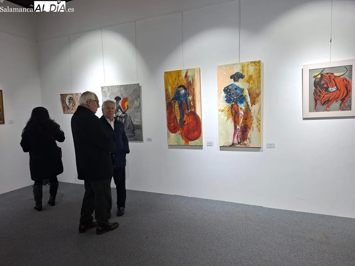 Inauguración de la exposición 'Diverso' en el Casino de Salamanca. Fotos: R. M. García