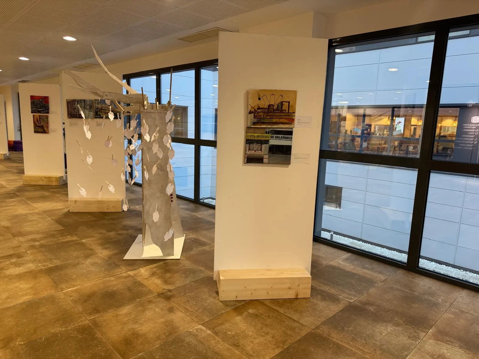 El Clínico celebra su 50 aniversario con una exposición sobre la memoria del antiguo hospital
