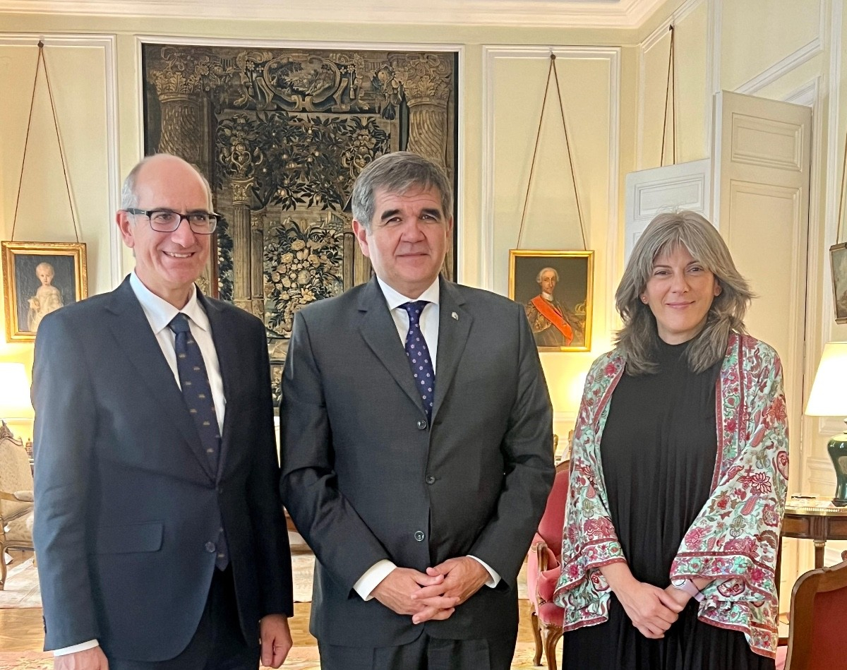 Javier Iglesias refuerza lazos con salmantinos en Argentina