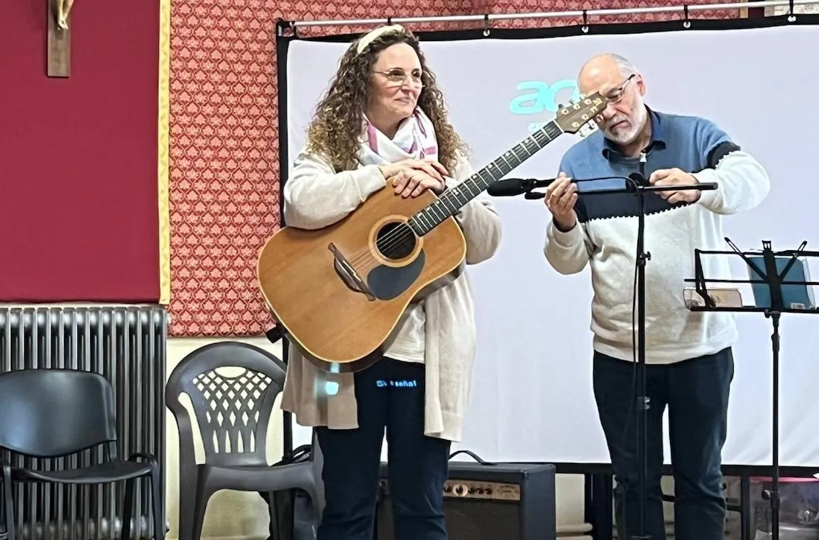 Foto 3 - Una treintena de personas participa en San Andr&eacute;s en un seminario de &lsquo;Vida en el Esp&iacute;ritu&rsquo;