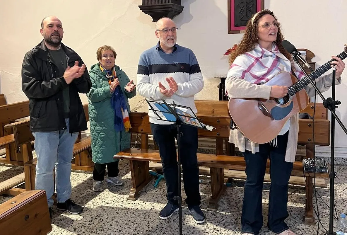 Foto 5 - Una treintena de personas participa en San Andr&eacute;s en un seminario de &lsquo;Vida en el Esp&iacute;ritu&rsquo;