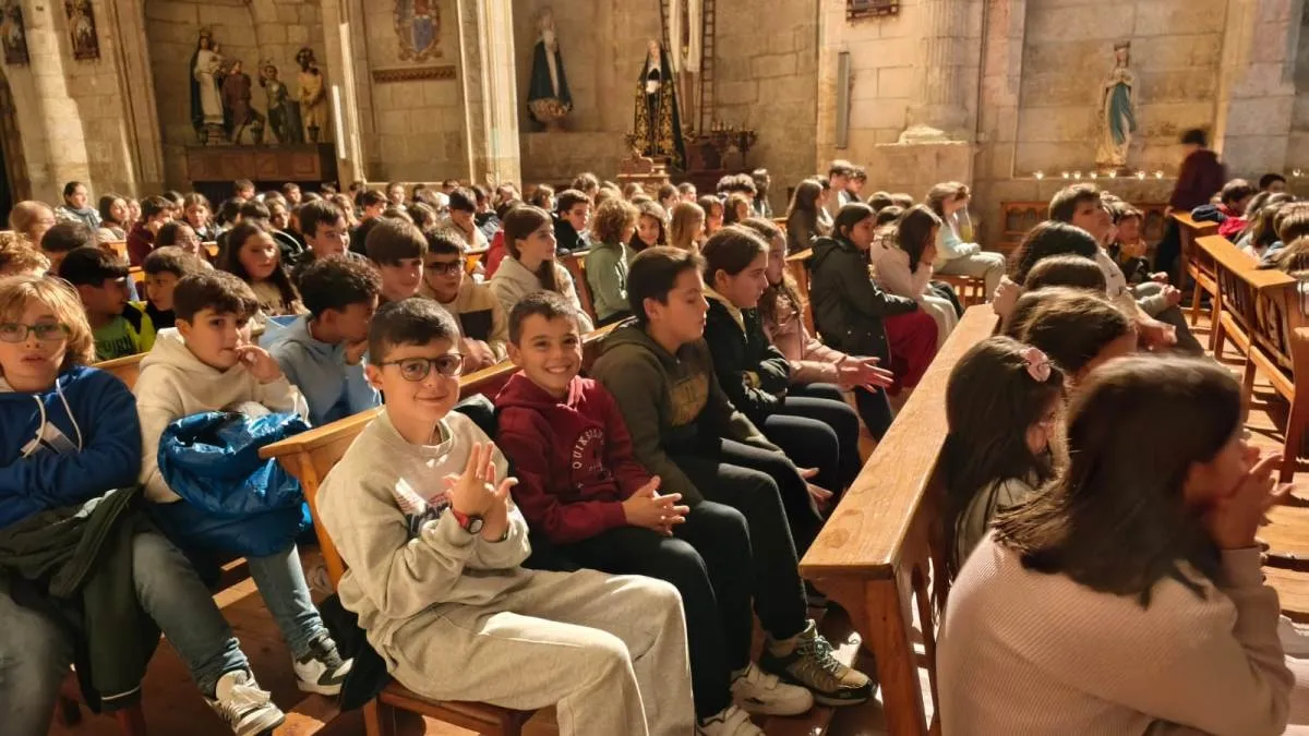 Foto 4 - 150 chavales de los grupos de Antorcha Misionera disfrutan de una convivencia en Ciudad Rodrigo