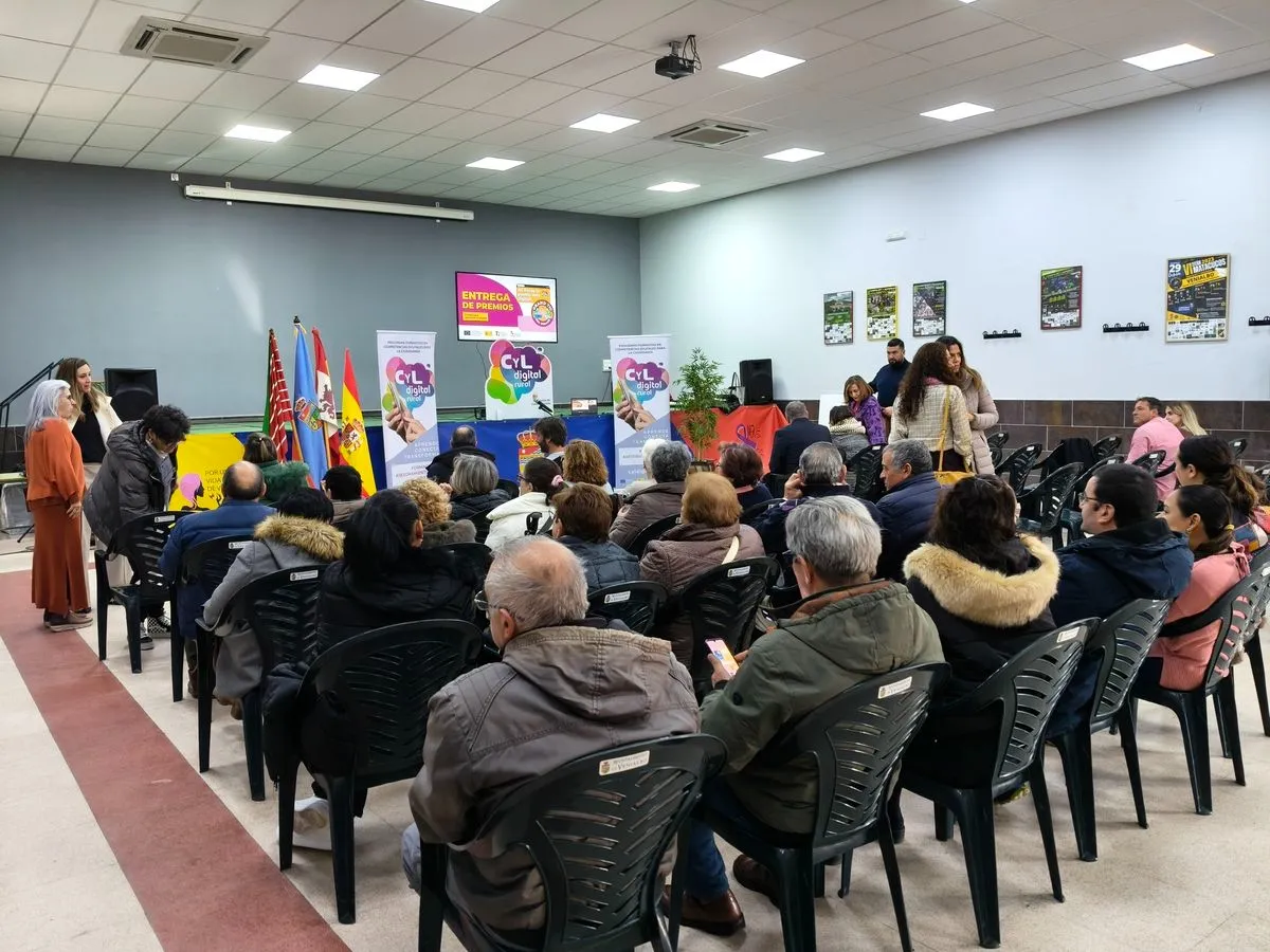 Foto 3 - Carbajosa gana 3.000 euros en el Gran TIC del Verano