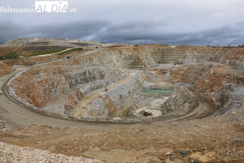 Barruecopardo rechaza una fábrica de explosivos en la mina