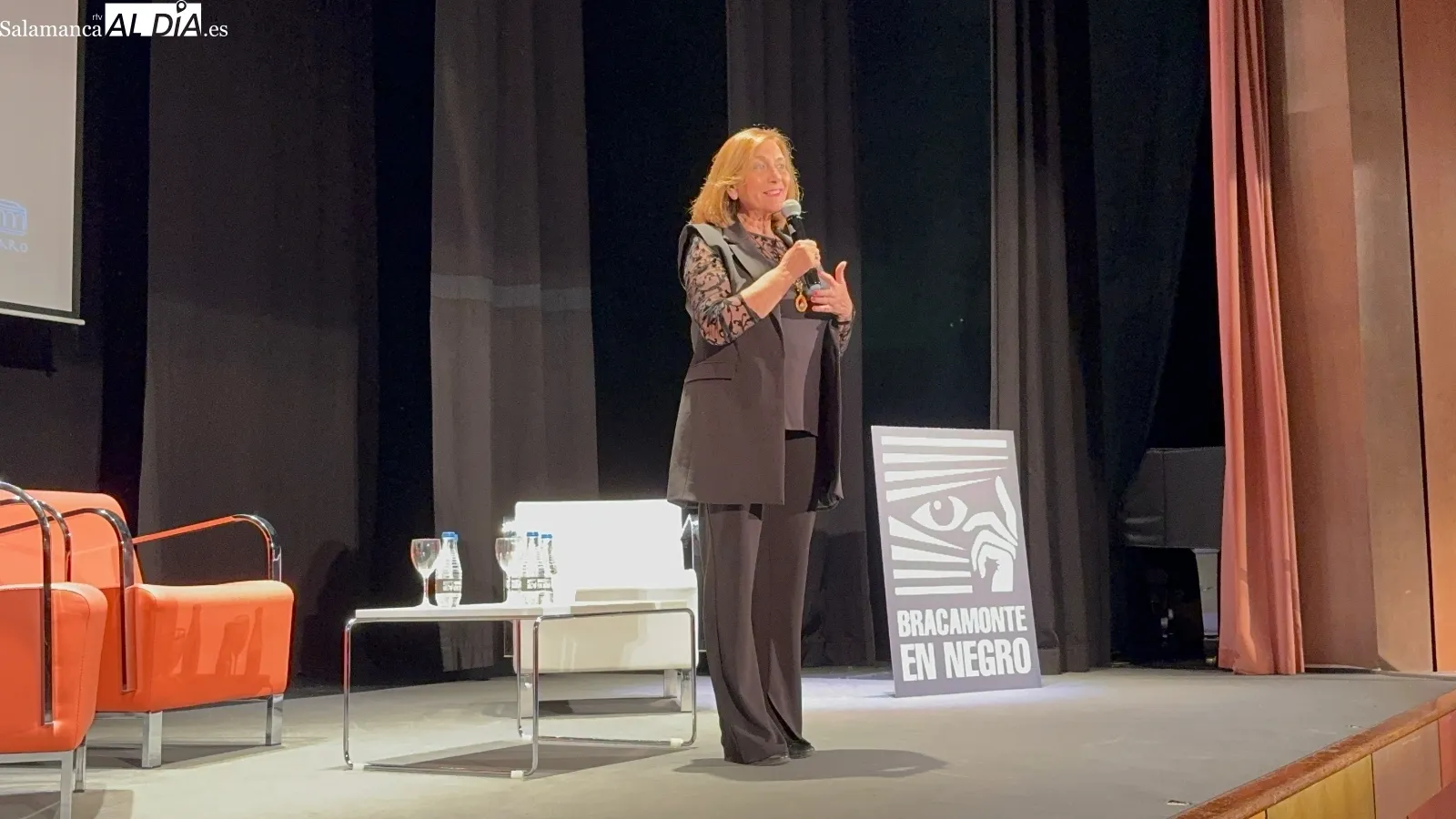 Foto 4 - Pe&ntilde;aranda se ti&ntilde;e de negro con el I Festival de Novela Negra &lsquo;Bracamonte en Negro&rsquo;