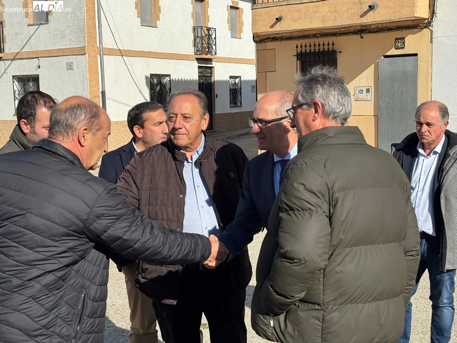 Foto 5 - La Junta y la Diputaci&oacute;n impulsan en Macotera un programa mixto en atenci&oacute;n sociosanitaria para 10 personas y con &ldquo;empleo seguro&rdquo; tras el