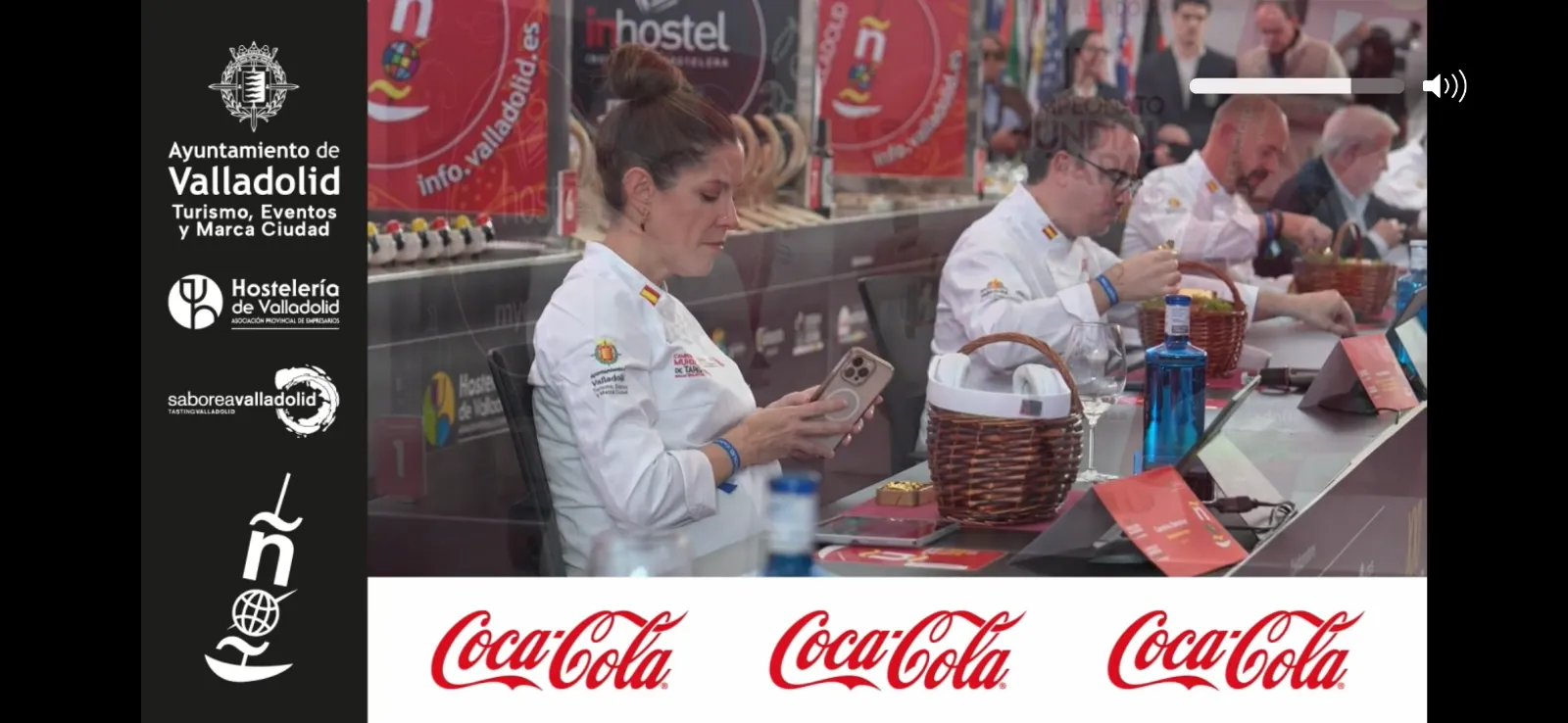 Imágenes de la emisión en directo de la presentación de Helio y Alex