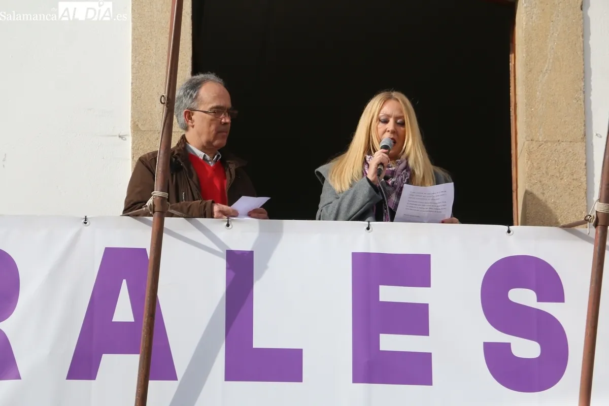 Lumbrales muestra su compromiso en la lucha para la eliminación de la violencia contra las mujeres / CORRAL