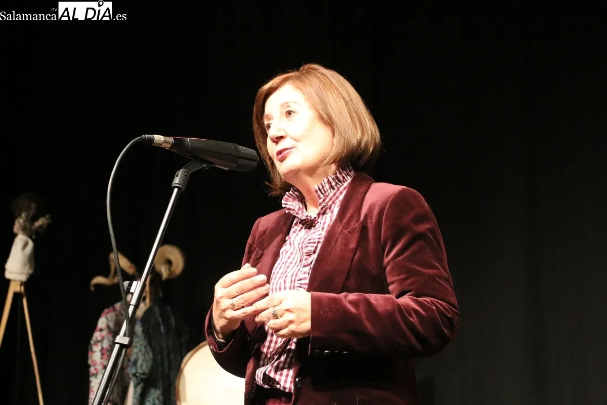 Mayalde hizo vibrar y bailar a Vitigudino con 'Los sonidos de la democracia' / CORRAL