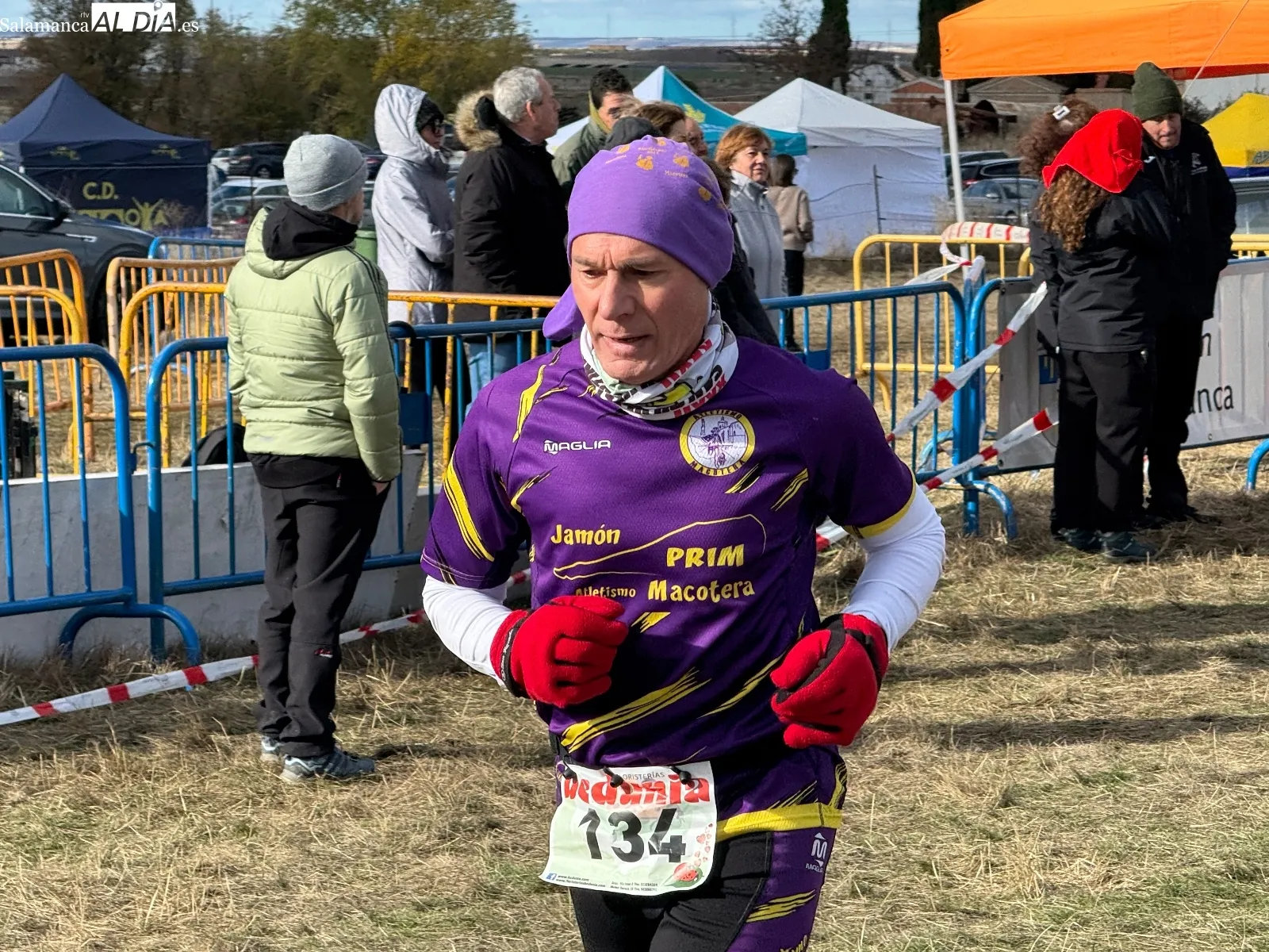 Foto 17 - FOTOS | Roberto Bueno y Luc&iacute;a Corral se llevan un animado VI Cross Popular Ciudad de Pe&ntilde;aranda