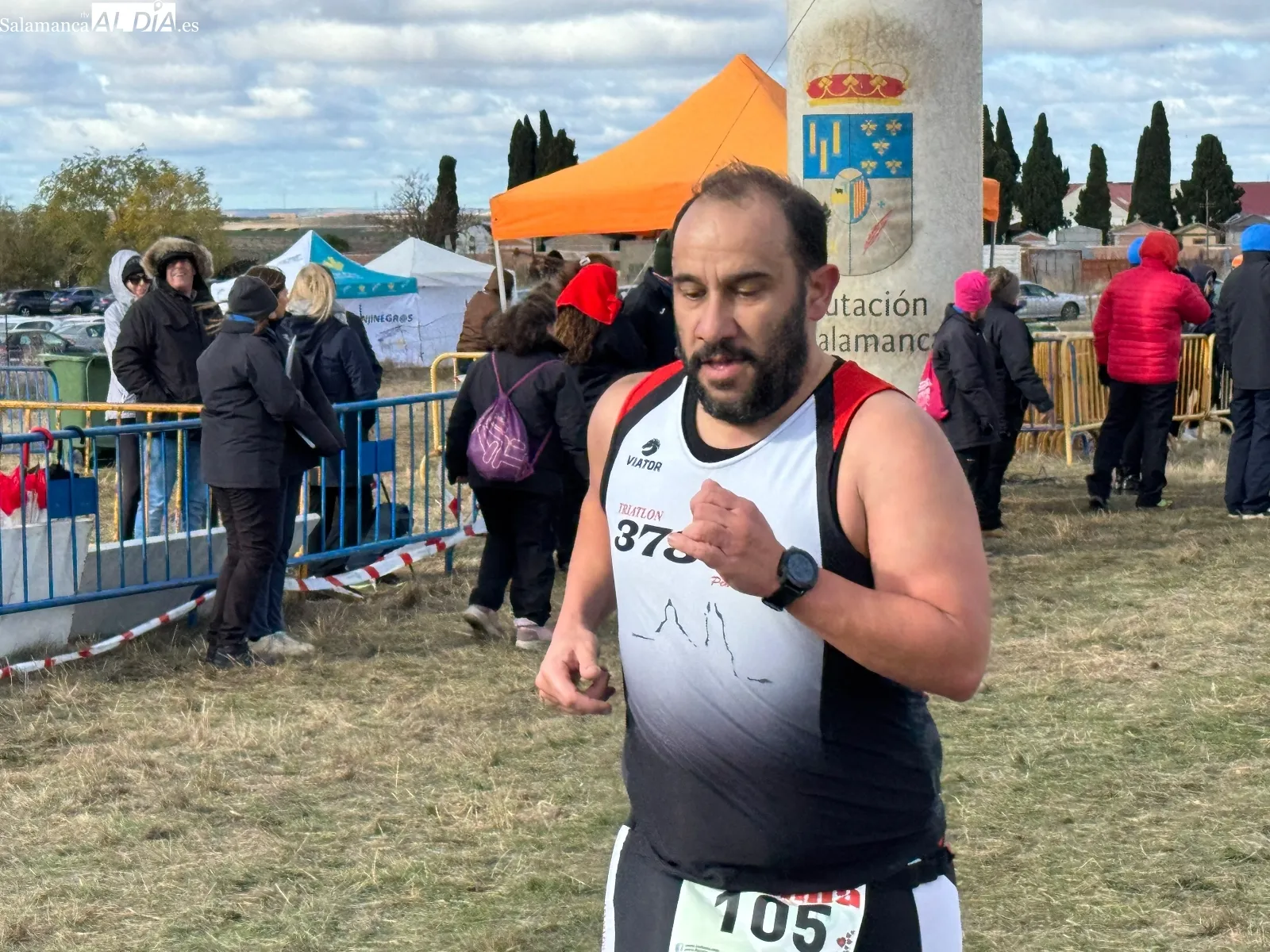 Foto 7 - FOTOS | Roberto Bueno y Luc&iacute;a Corral se llevan un animado VI Cross Popular Ciudad de Pe&ntilde;aranda