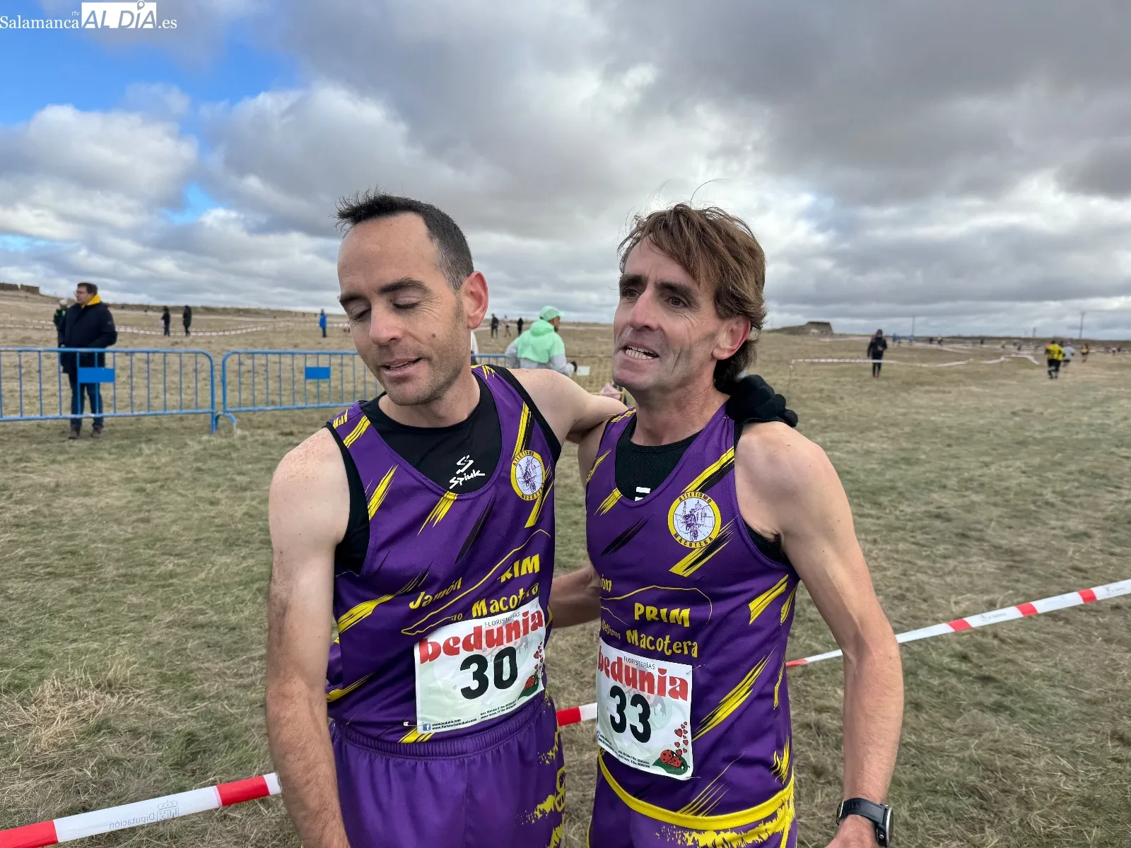 Foto 4 - FOTOS | Roberto Bueno y Luc&iacute;a Corral se llevan un animado VI Cross Popular Ciudad de Pe&ntilde;aranda