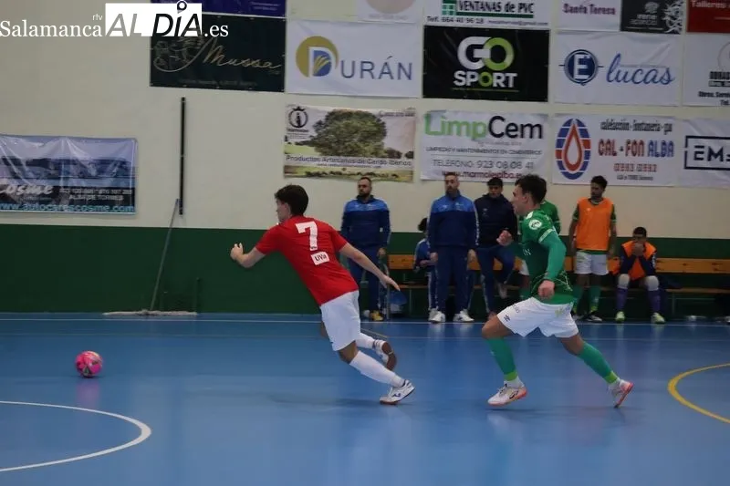Foto 17 - FOTOS | El Piensos Dur&aacute;n Albense rescata un punto en un partido ca&oacute;tico y de dominio visitante (3&ndash;3)
