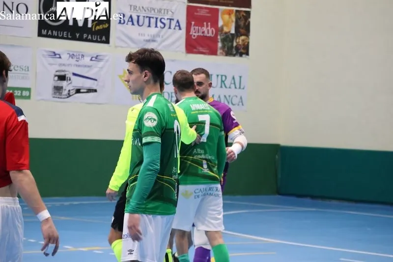 Foto 2 - FOTOS | El Piensos Dur&aacute;n Albense rescata un punto en un partido ca&oacute;tico y de dominio visitante (3&ndash;3)