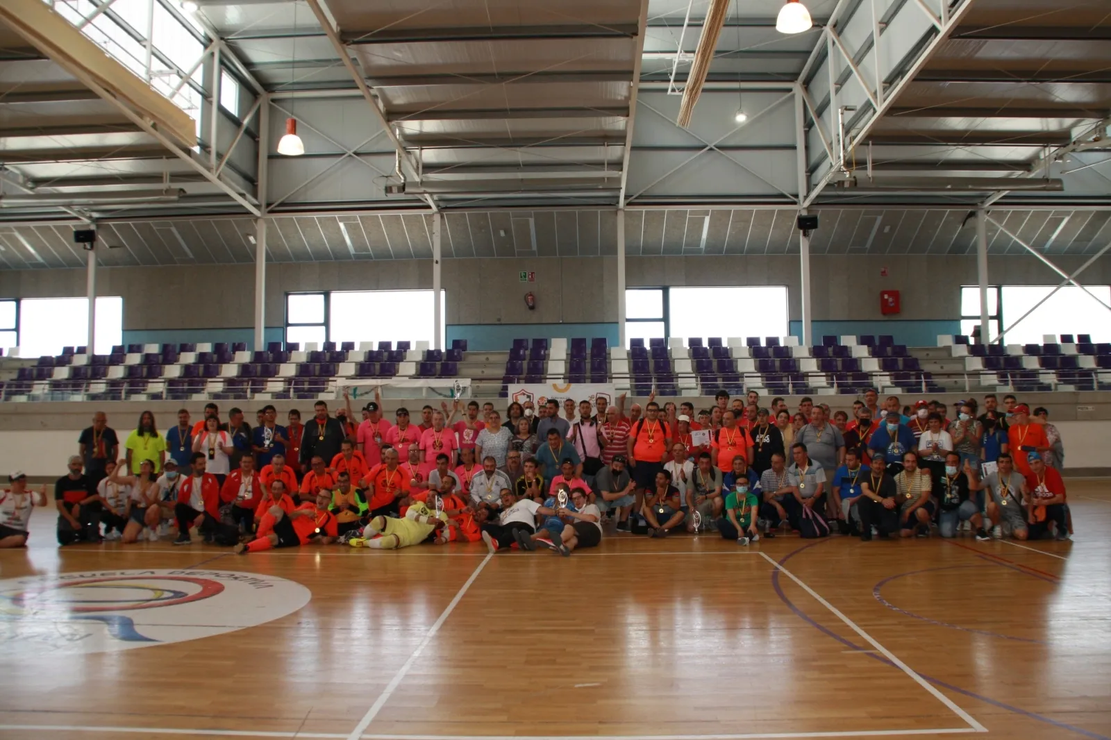 Foto 4 - Salud Mental Salamanca inaugura en &Aacute;vila la renovada Liga MEnTEGOLES