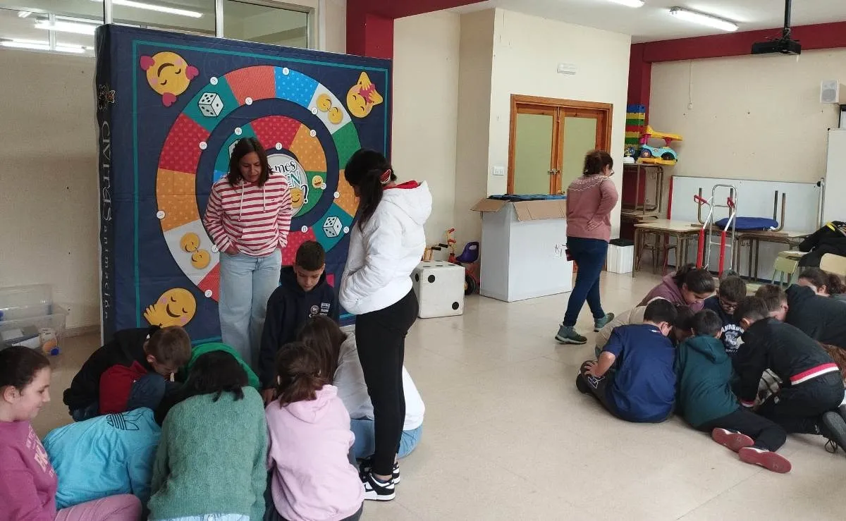 Foto 3 - Los escolares de 6&ordm; de Primaria firman un compromiso por el &lsquo;buen trato&rsquo;