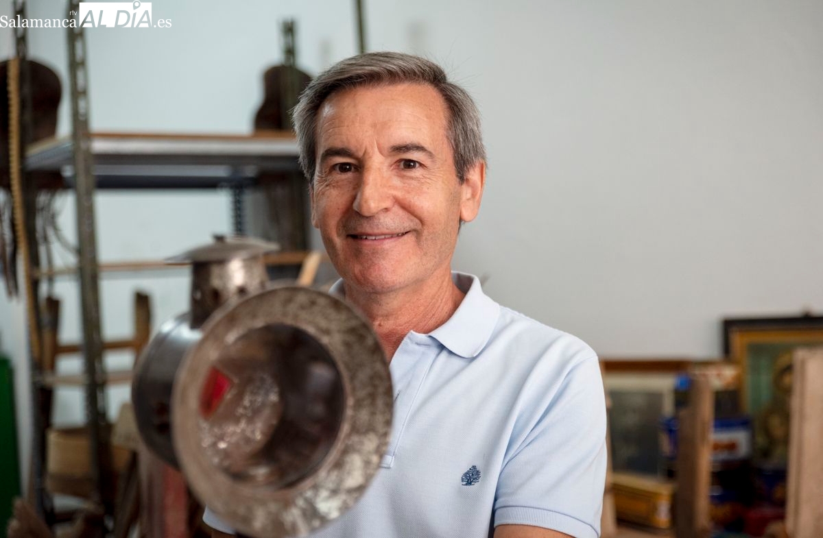 Manuel de Dios, colección de antigüedades