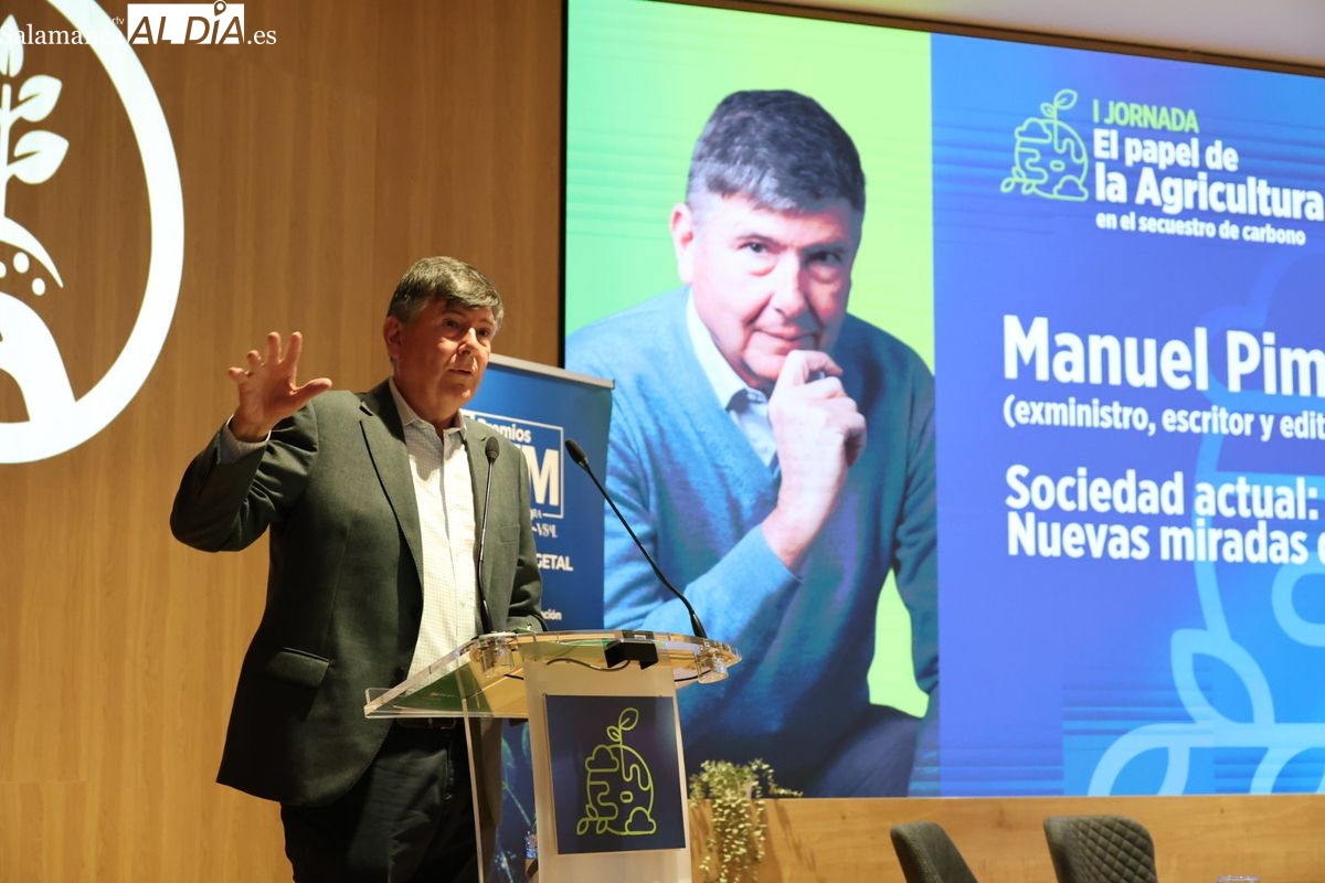 Pimentel señala que el marco normativo europeo amenaza la viabilidad de la agricultura y la ganadería