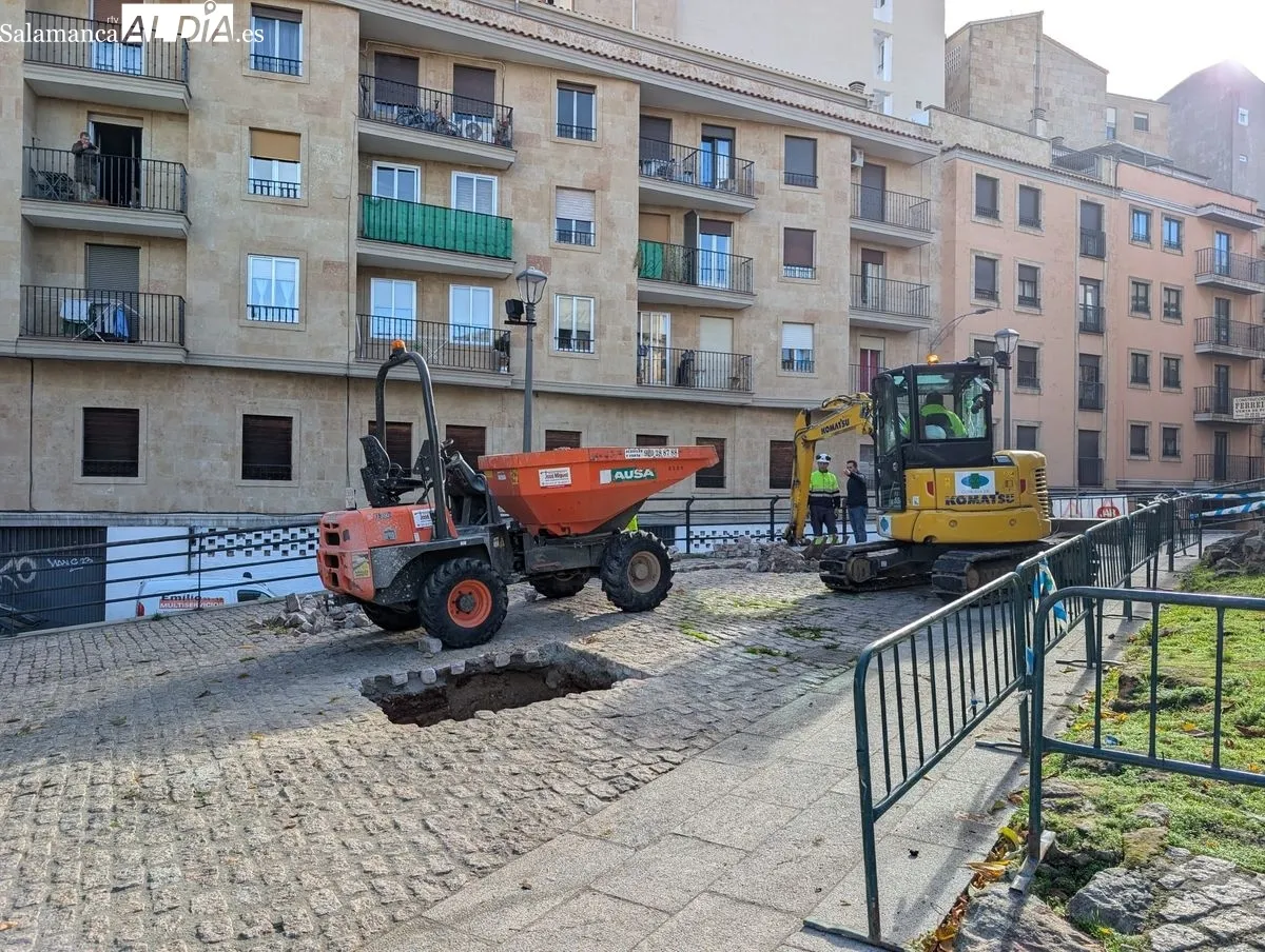 Obras en la plaza de San Cristóbal y Bretón. Foto de David Sañudo