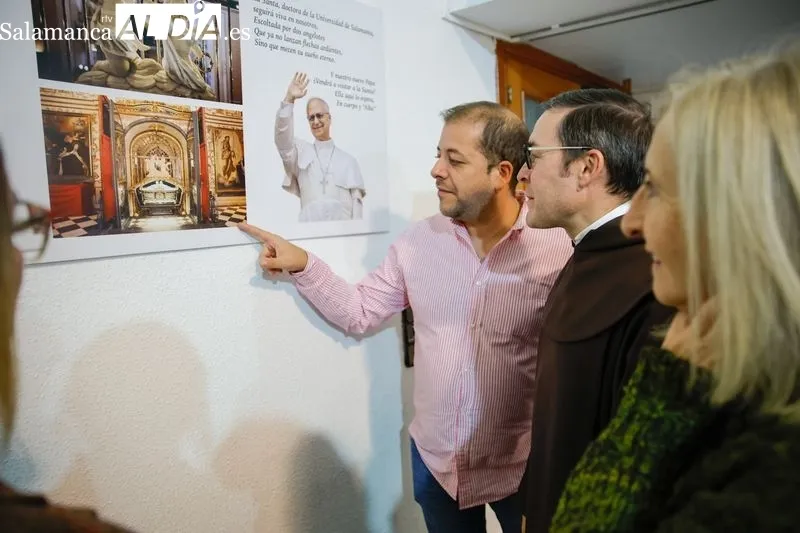 Foto 2 - 'En cuerpo y Alba' repasa con fotos y textos el a&ntilde;o teresiano de 2025