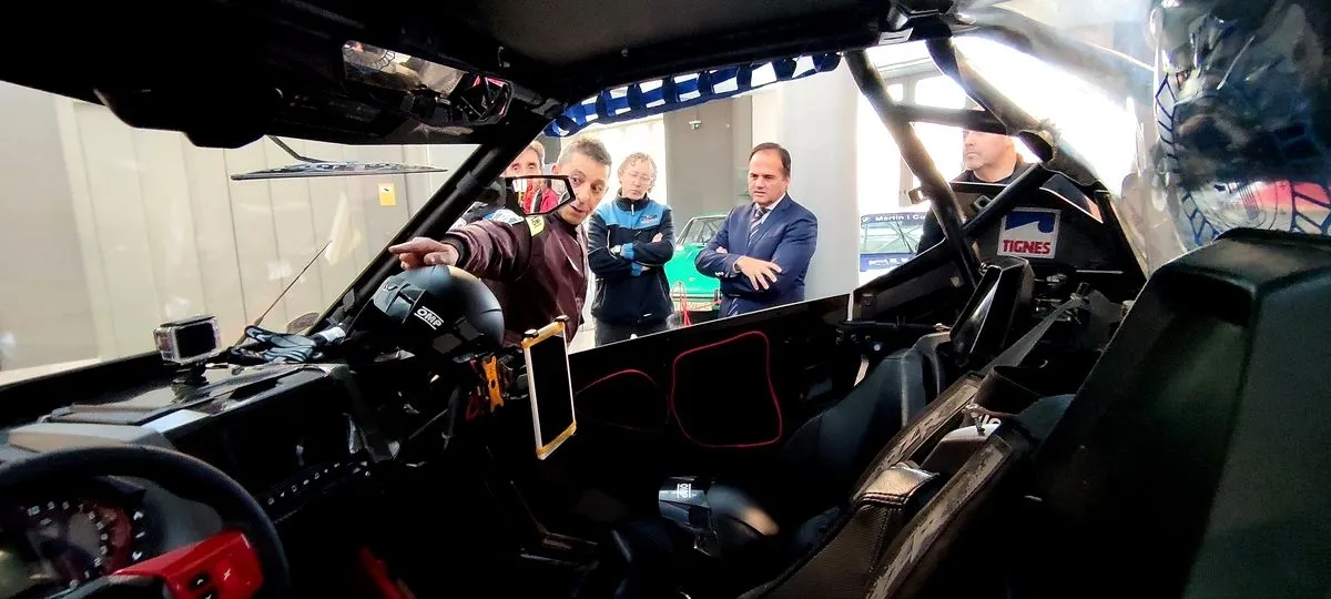 Un equipo salmantino parte al Fenek Rally con un fin solidario