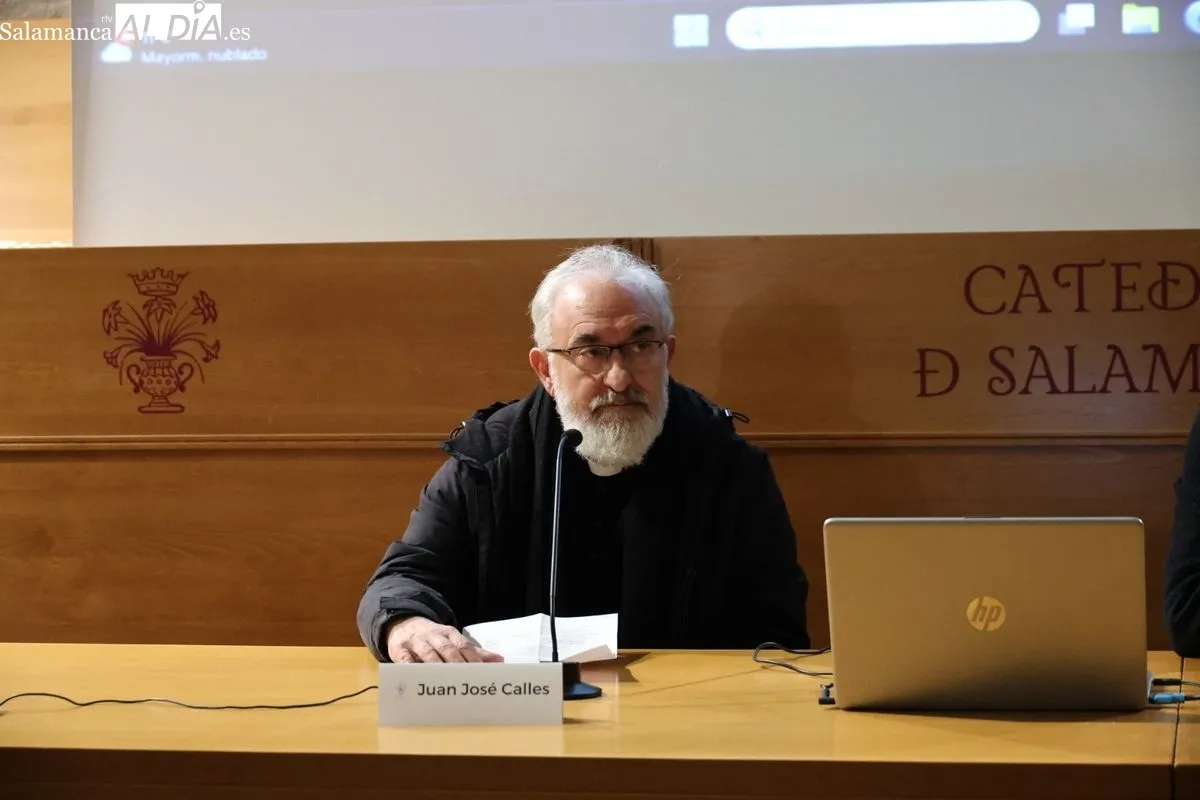 Presentación del audiovisual El Juicio final de la Catedral Vieja de Salamanca: La mirada de fe y un mensaje de esperanza, con Jorge García, Juan Calles y Mariano Casas. Foto de David Sañudo