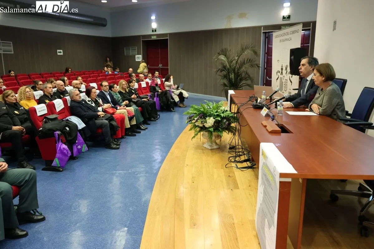 La Delegación de Economía y Hacienda ha acogido una jornada crucial sobre la trata y la explotación sexual y laboral. Foto de David Sañudo