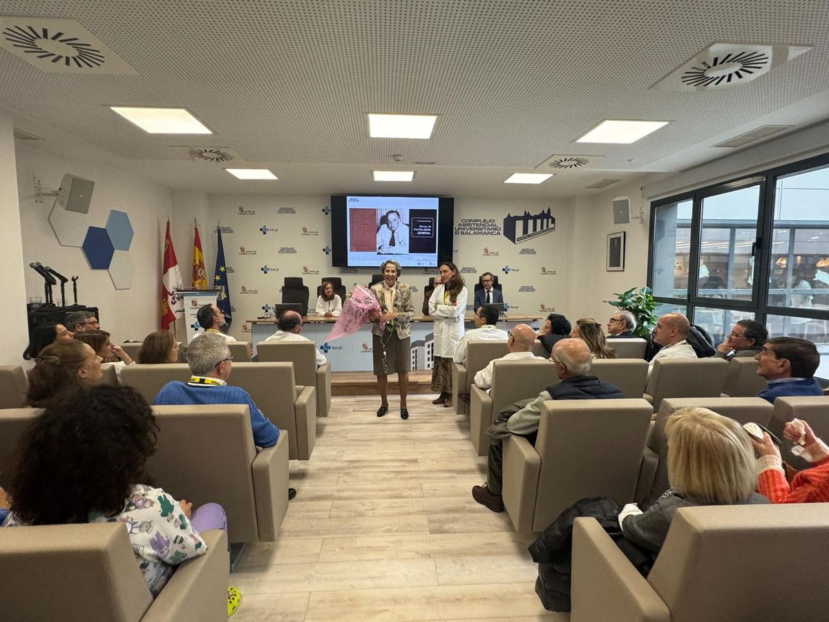 Homenaje a Sisinio de Castro en el Clínico de Salamanca