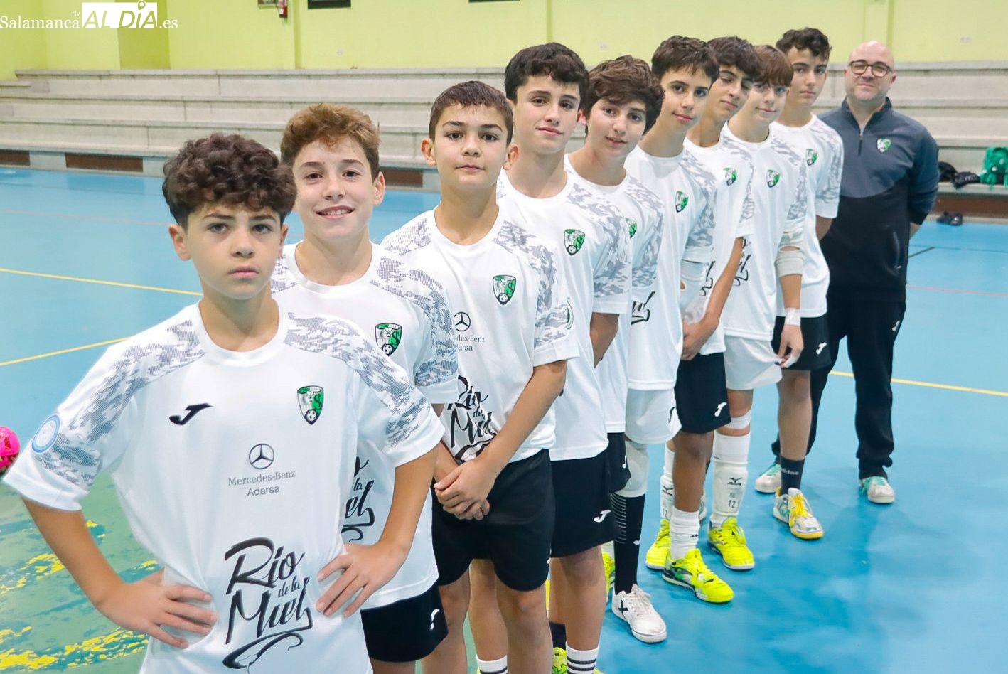 El Intersala Infantil de Salamanca aspira a la liga pese a las goteras
