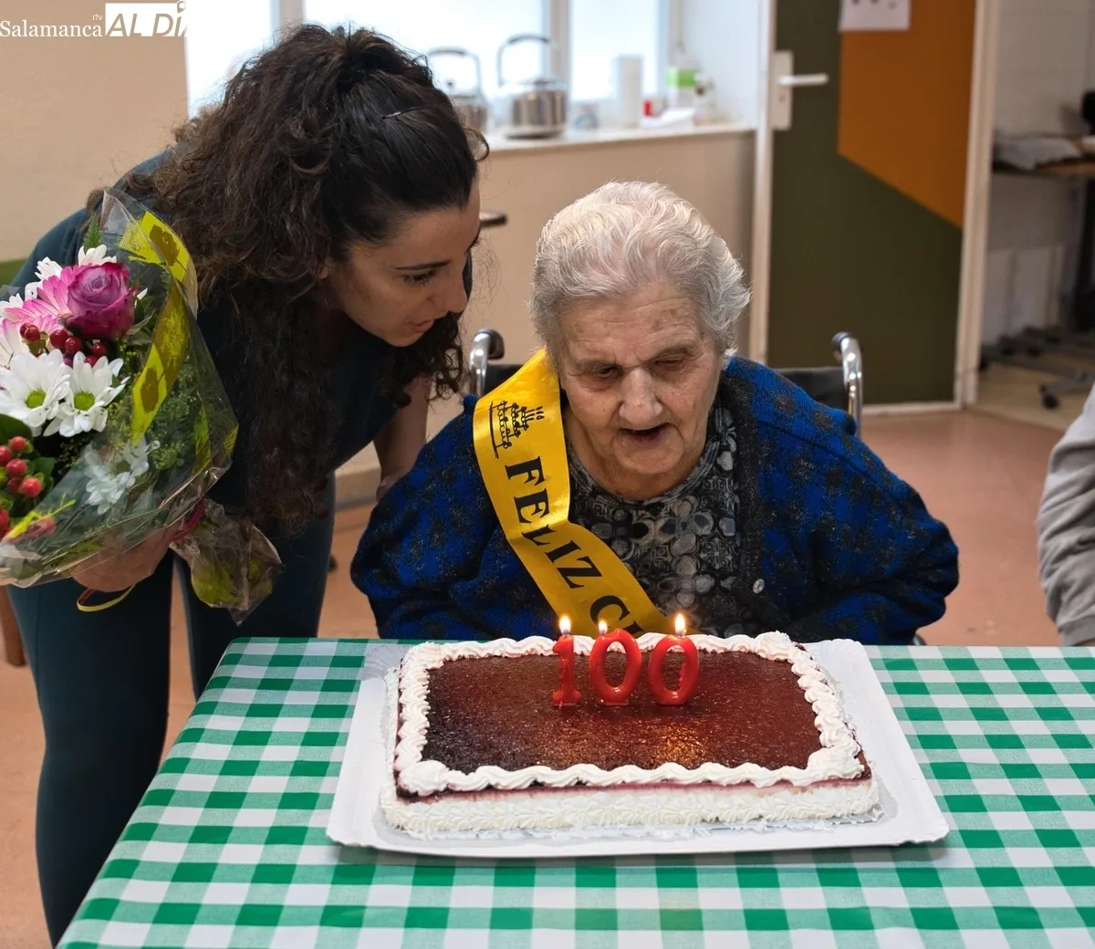 Marcelina Montes Vicente cumple 100 años en la residencia La Llanada I de Aldeadávila de la Ribera